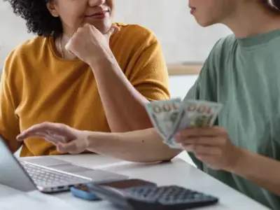Woman Reveals the Biggest Mistakes She’s Made After Years of Impulsive Spending. Now She’s 80K in Debt